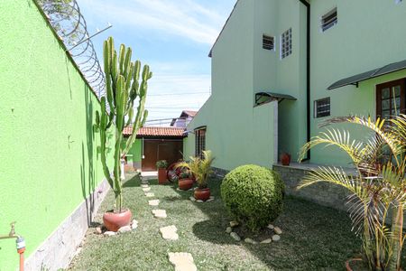 Casa para alugar com 250m², 3 quartos e 3 vagasQuintal