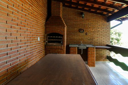 Casa para alugar com 250m², 3 quartos e 3 vagasChurrasqueira