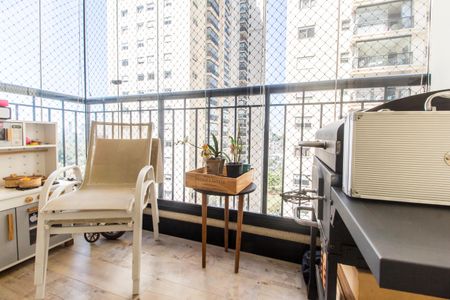 Varanda de apartamento à venda com 2 quartos, 87m² em Jardim Tupanci, Barueri