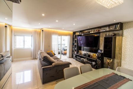 Sala de apartamento à venda com 2 quartos, 87m² em Jardim Tupanci, Barueri