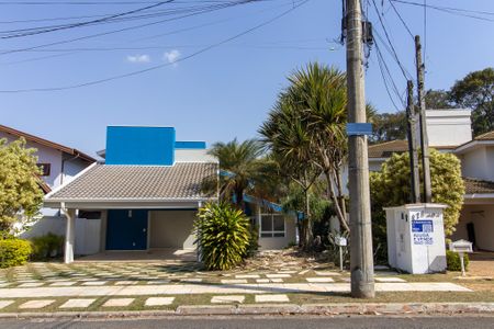 Casa de condomínio à venda com 412m², 5 quartos e 2 vagas Casa de condomínio à venda com 412m², 5 quartos e 2 vagasPlaca