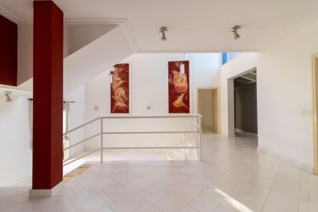 Casa de condomínio à venda com 412m², 5 quartos e 2 vagas Casa de condomínio à venda com 412m², 5 quartos e 2 vagasSala