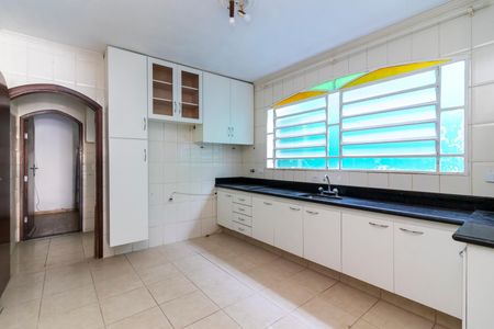 Casa à venda com 138m², 3 quartos e 2 vagasCozinha