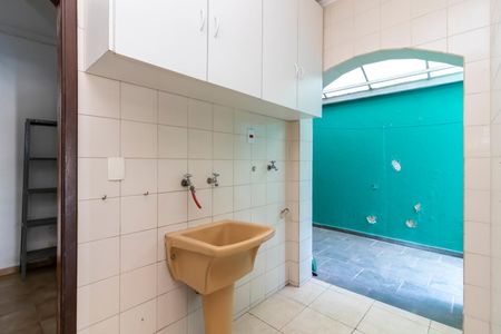 Casa à venda com 138m², 3 quartos e 2 vagasÁrea de Serviço