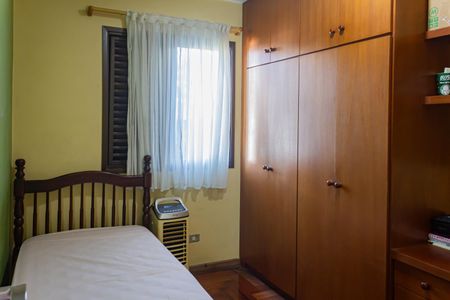 Apartamento à venda com 86m², 4 quartos e 2 vagasQuarto 2