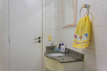 Apartamento à venda com 86m², 4 quartos e 2 vagasBanheiro