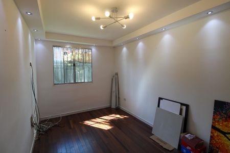Sala de apartamento à venda com 2 quartos, 55m² em Jardim Jaqueline, São Paulo