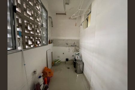 Apartamento à venda com 55m², 2 quartos e 1 vaga Apartamento à venda com 55m², 2 quartos e 1 vagaÁrea de Serviço