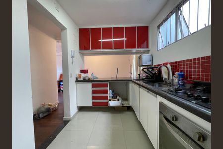 Apartamento à venda com 55m², 2 quartos e 1 vaga Apartamento à venda com 55m², 2 quartos e 1 vagaCozinha