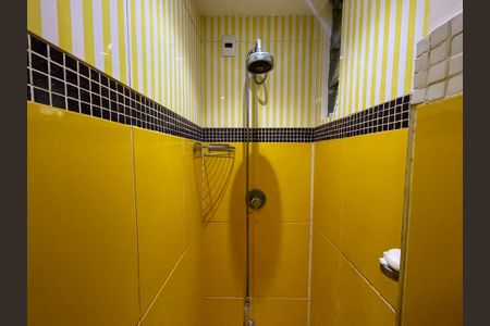 Apartamento à venda com 55m², 2 quartos e 1 vaga Apartamento à venda com 55m², 2 quartos e 1 vagaBanheiro Social