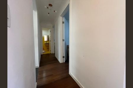 Apartamento à venda com 55m², 2 quartos e 1 vaga Apartamento à venda com 55m², 2 quartos e 1 vagaCorredor