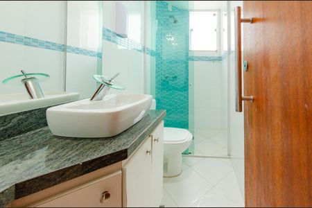 Apartamento para alugar com 238m², 5 quartos e 3 vagas Apartamento para alugar com 238m², 5 quartos e 3 vagasBanheiro social