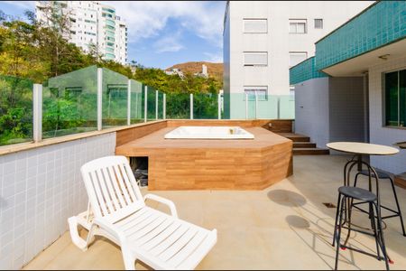 Apartamento para alugar com 238m², 5 quartos e 3 vagas Apartamento para alugar com 238m², 5 quartos e 3 vagasCobertura