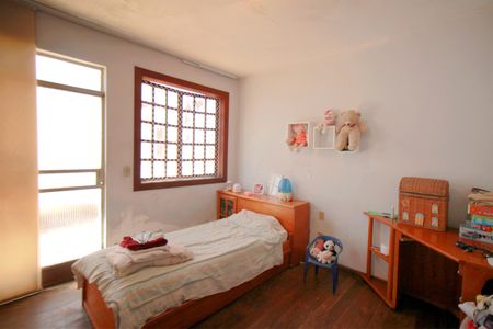 Casa à venda com 793m², 6 quartos e 3 vagasQuarto 3