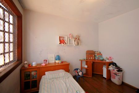 Casa à venda com 793m², 6 quartos e 3 vagasQuarto 3