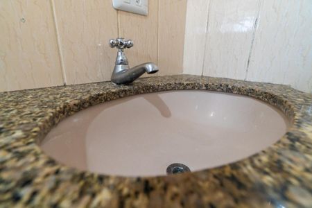 Apartamento à venda com 76m², 3 quartos e 1 vagaBanheiro Social 