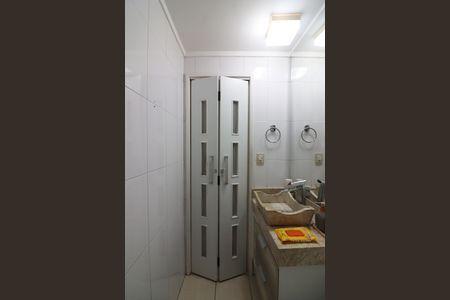 Apartamento à venda com 70m², 3 quartos e 2 vagasBanheiro Social