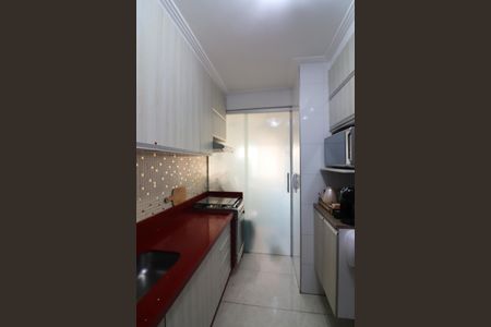 Apartamento à venda com 70m², 3 quartos e 2 vagasCozinha 