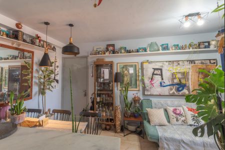 Sala de apartamento à venda com 2 quartos, 52m² em Vila Mimosa, Campinas
