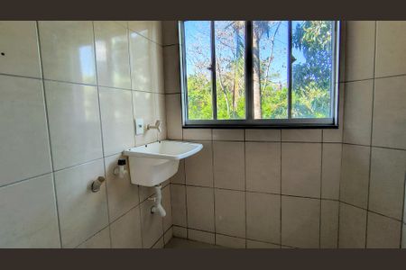 Apartamento para alugar com 35m², 2 quartos e sem vaga Apartamento para alugar com 35m², 2 quartos e sem vagaCozinha e Área de Serviço