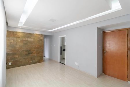 Sala de apartamento à venda com 3 quartos, 70m² em Santa Terezinha, Belo Horizonte