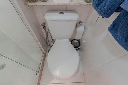 Apartamento à venda com 52m², 2 quartos e 1 vagaBanheiro Social