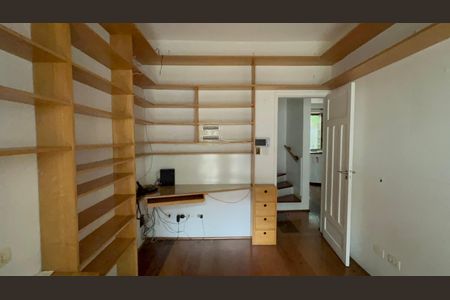 Escritório de casa para alugar com 2 quartos, 200m² em Cerqueira César, São Paulo