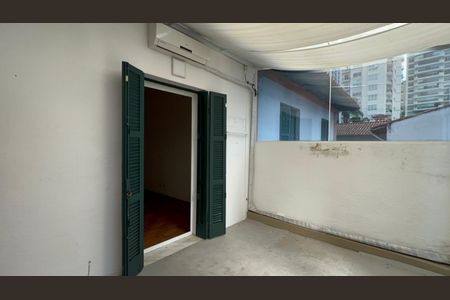 Casa para alugar com 200m², 2 quartos e sem vaga Casa para alugar com 200m², 2 quartos e sem vagaTerraço