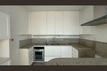 Casa para alugar com 200m², 2 quartos e sem vaga Casa para alugar com 200m², 2 quartos e sem vagaCozinha