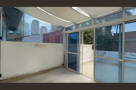 Casa para alugar com 200m², 2 quartos e sem vaga Casa para alugar com 200m², 2 quartos e sem vagaTerraço