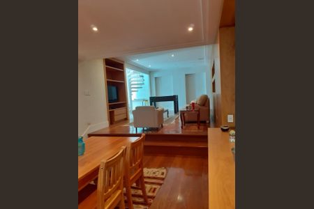 SALA de casa à venda com 3 quartos, 360m² em Jardim da Gloria, São Paulo