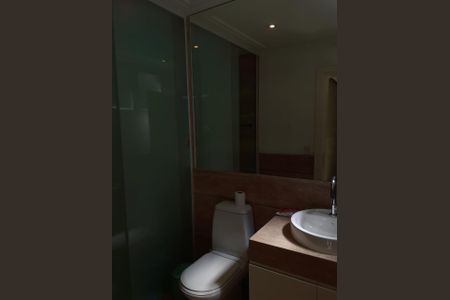 Casa à venda com 360m², 3 quartos e 4 vagasBANHEIRO