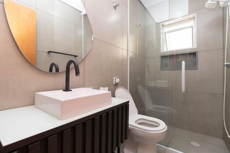 Banheiro Social de casa para alugar com 1 quarto, 120m² em Jardim Japao, São Paulo