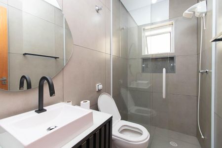 Banheiro Social de casa para alugar com 1 quarto, 120m² em Jardim Japao, São Paulo