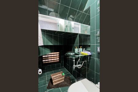 Casa à venda com 150m², 3 quartos e 3 vagas Casa à venda com 150m², 3 quartos e 3 vagasLavabo