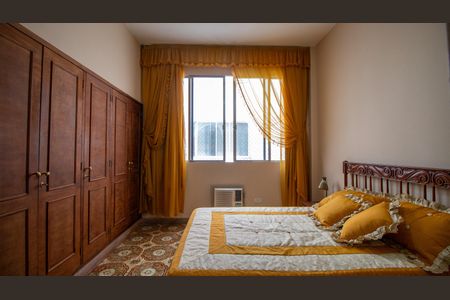 Apartamento à venda com 130m², 3 quartos e 1 vaga Apartamento à venda com 130m², 3 quartos e 1 vagaSuíte 2