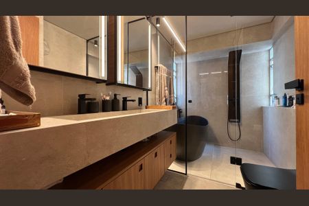 Apartamento à venda com 127m², 3 quartos e 1 vaga Apartamento à venda com 127m², 3 quartos e 1 vagaBanheiro da Suíte 2