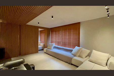 Apartamento à venda com 127m², 3 quartos e 1 vaga Apartamento à venda com 127m², 3 quartos e 1 vagaSala de TV