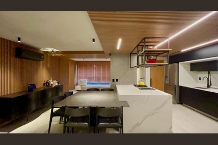 Apartamento à venda com 127m², 3 quartos e 1 vaga Apartamento à venda com 127m², 3 quartos e 1 vagaSala de Jantar