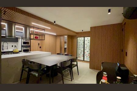 Apartamento à venda com 127m², 3 quartos e 1 vaga Apartamento à venda com 127m², 3 quartos e 1 vagaSala de Jantar