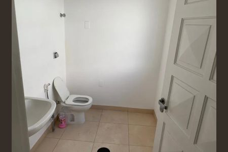 Casa à venda com 439m², 3 quartos e 6 vagasFoto 15