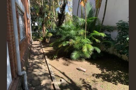 Casa à venda com 439m², 3 quartos e 6 vagasFoto 05