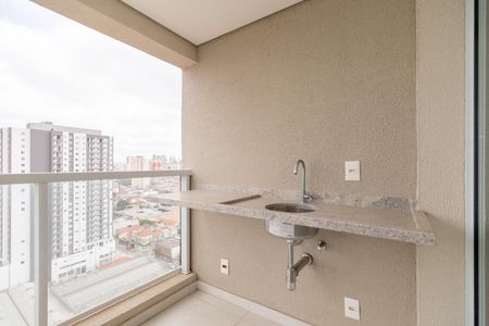 Apartamento para alugar com 64m², 2 quartos e 1 vaga Apartamento para alugar com 64m², 2 quartos e 1 vagaVaranda da Sala de Jantar
