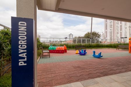 Apartamento para alugar com 64m², 2 quartos e 1 vaga Apartamento para alugar com 64m², 2 quartos e 1 vagaÁrea comum - Playground