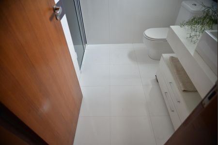 Apartamento à venda com 93m², 3 quartos e 2 vagasBanheiro da Suíte