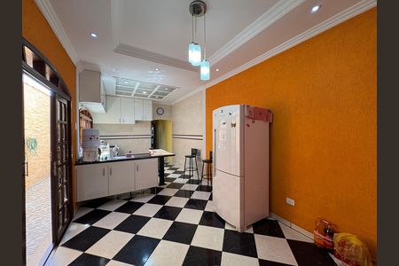 Casa à venda com 162m², 4 quartos e 3 vagas Casa à venda com 162m², 4 quartos e 3 vagasCozinha