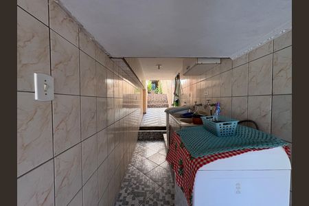 Casa à venda com 162m², 4 quartos e 3 vagas Casa à venda com 162m², 4 quartos e 3 vagasLavanderia
