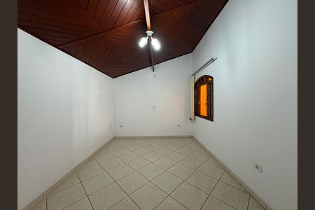 Casa à venda com 162m², 4 quartos e 3 vagas Casa à venda com 162m², 4 quartos e 3 vagasQuarto 1