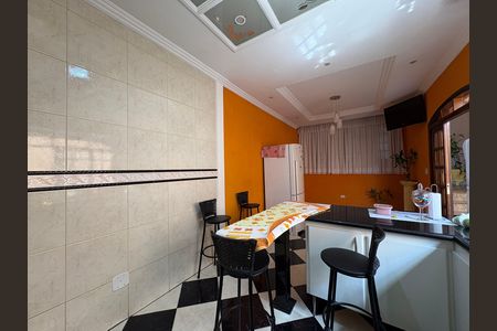 Casa à venda com 162m², 4 quartos e 3 vagas Casa à venda com 162m², 4 quartos e 3 vagasCozinha