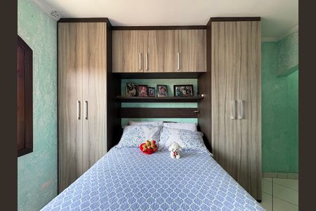 Casa à venda com 162m², 4 quartos e 3 vagas Casa à venda com 162m², 4 quartos e 3 vagasSuite